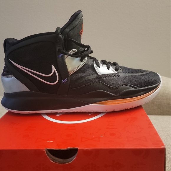 Nike Other - 2022 Kyrie Infinity "Fire and Ice"